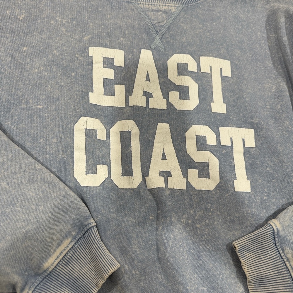 American Eagle Outfitters Vintage Washed Blue 'EAST COAST' Crewneck - Picture 2 of 6